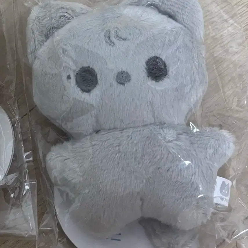 더보이즈 주연 쭈먕 인형 새상품