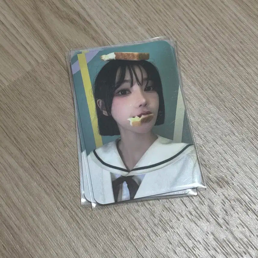 Qwer 미공포 포토카드 마젠타