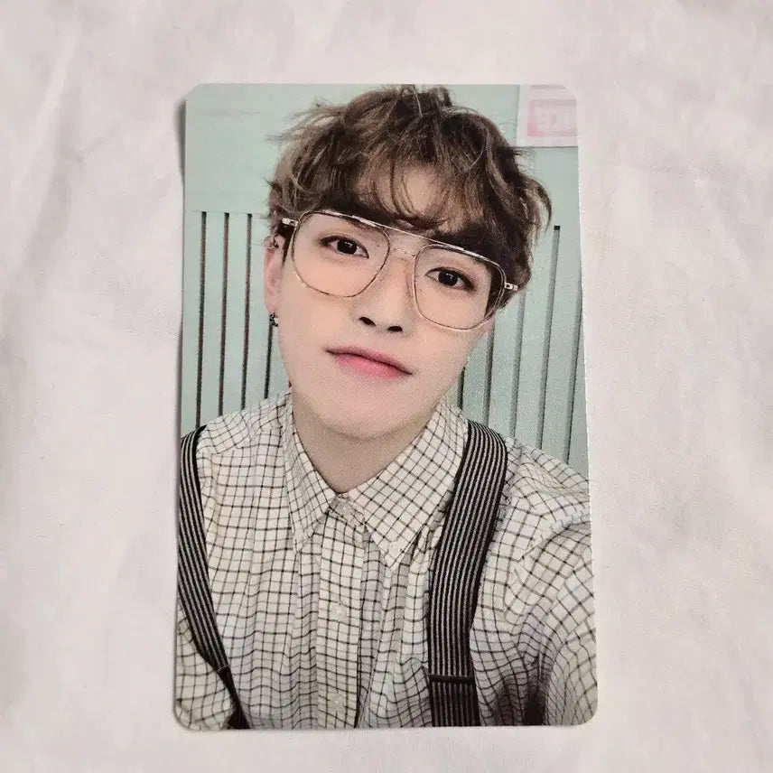 에이티즈 홍중 포카 시그 시즌그리팅 2023