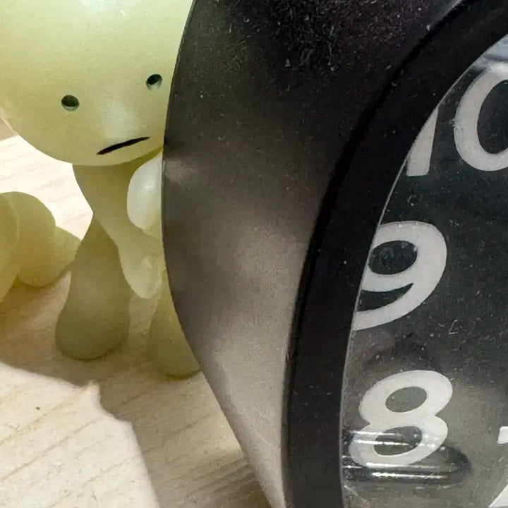 스미스키 야광 피규어