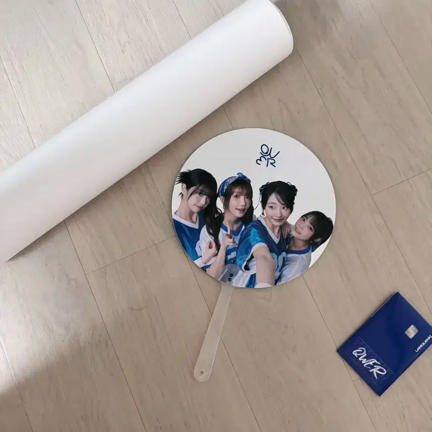 QWER 우리틴틴 한정판 굿즈