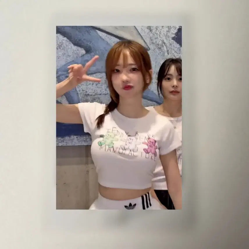 QWER 마젠타 막팬 휴게소 싸인 폴라로이드 싸폴 디마뮤