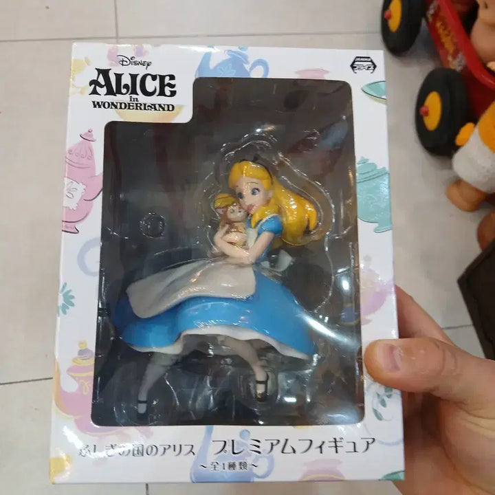 이상한 나라 앨리스 피규어