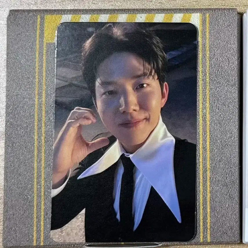 데이식스 The DECADE 플랫폼 네모반 판매 (시티 버전)