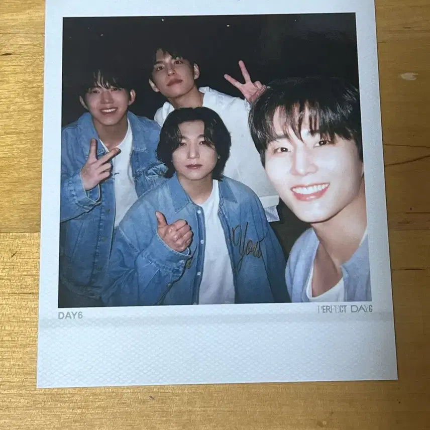 데이식스 디아이콘 a타입 단체 폴라로이드