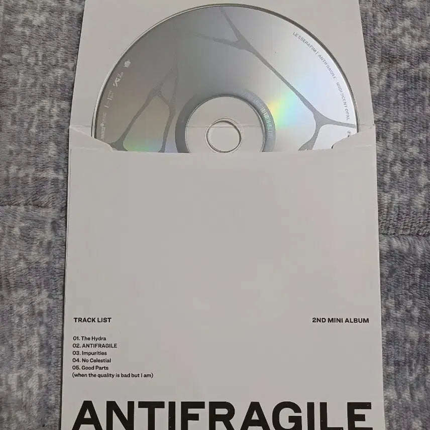 르세라핌 ANTIFRAGILE (2nd Mini Album)