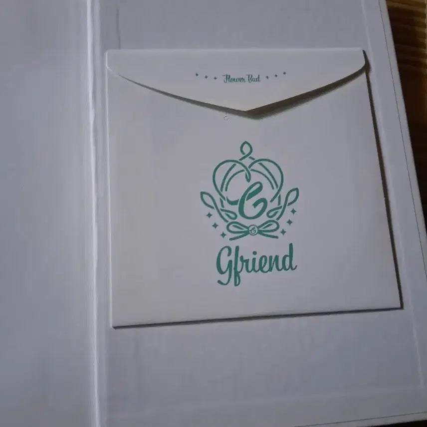 여자친구 오늘부터우리는 flower bud  오우앨범