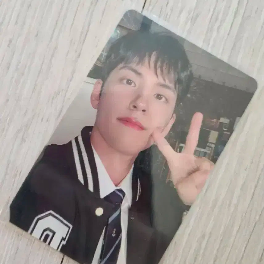 데이식스 원필 포카