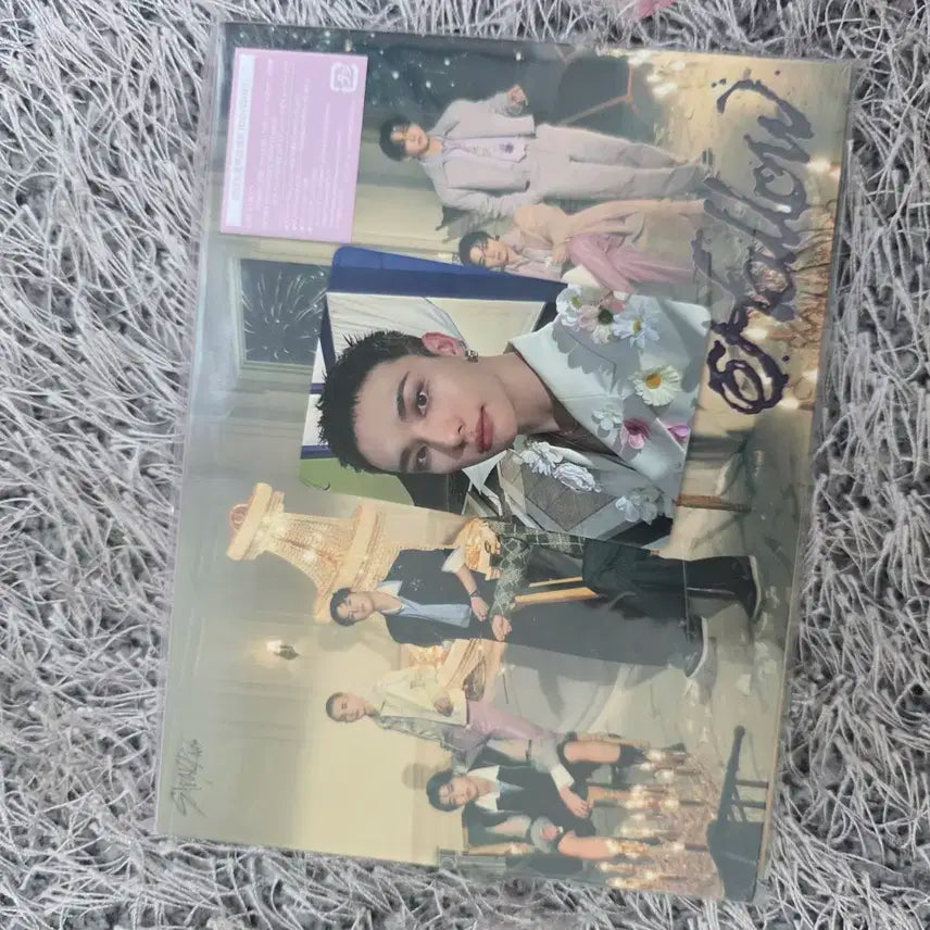 스트레이키즈 hollow 초회생산한정판 B 일본