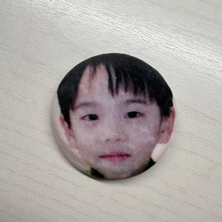 투어스 신유 말랑핀뱃지
