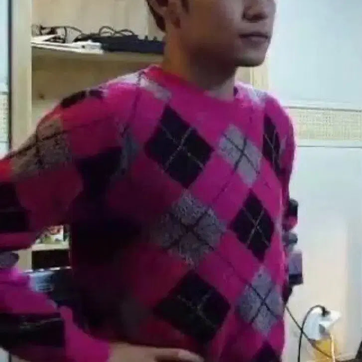 데이식스 데니멀즈 핑크니트 판매