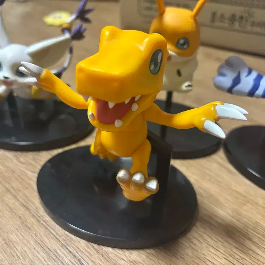 디지몬DXF 피규어 팝니다