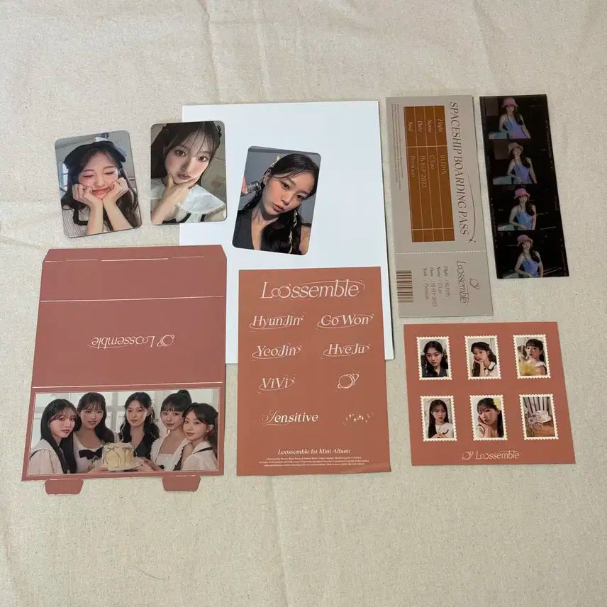 루셈블(Loossemble) [Sensitive] 전원 친필 싸인 비매