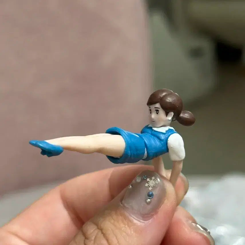 애니메이션 여자 캐릭터 피규어 가챠