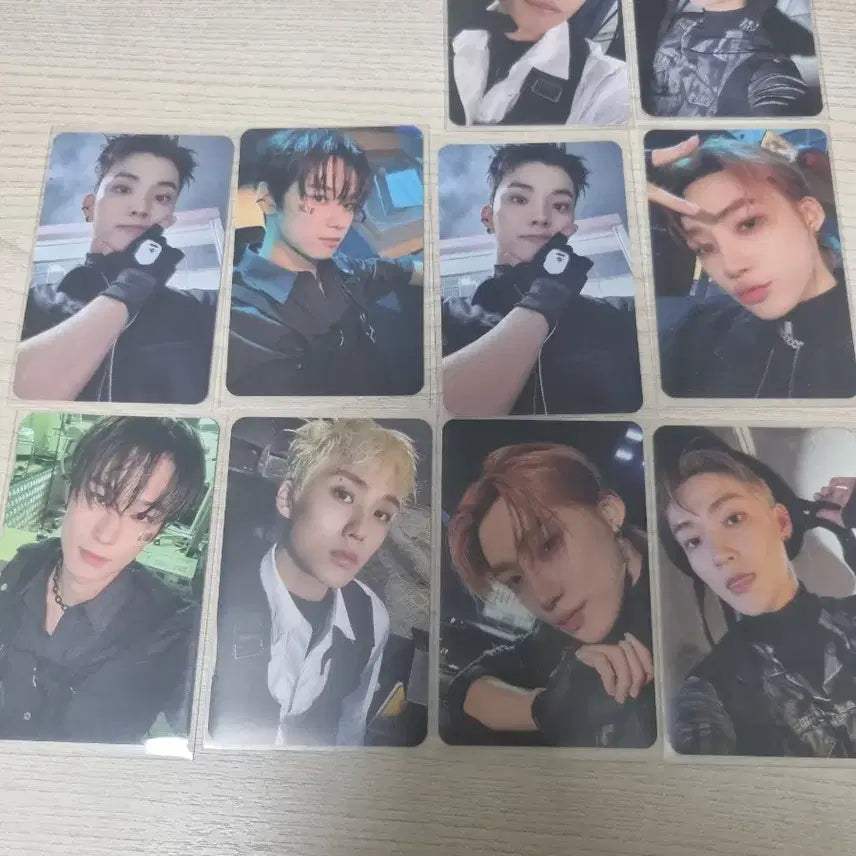 더보이즈 포카 일괄로 팔아요