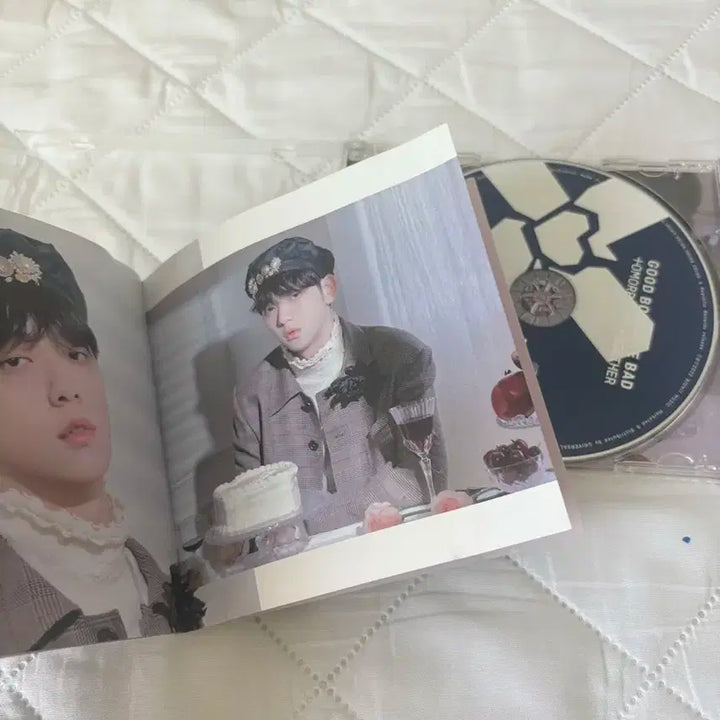 투모로우바이투게더 Good Boy Gone Bad 앨범(일본)