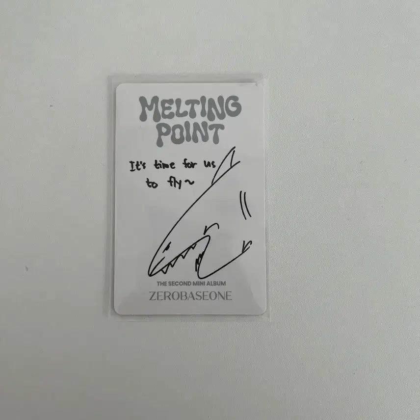제로베이스원 김태래  melting point 포카