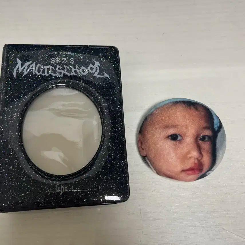 스트레이키즈 매직스쿨 필릭스 콜렉트북, 현진 말랑핀뱃지 일괄양도