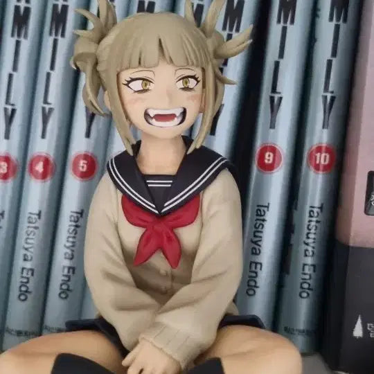 토가 히미코 피규어