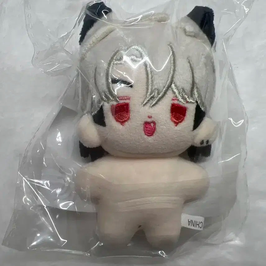 플레이브 은호 비공식 인형 굿즈 팝니다