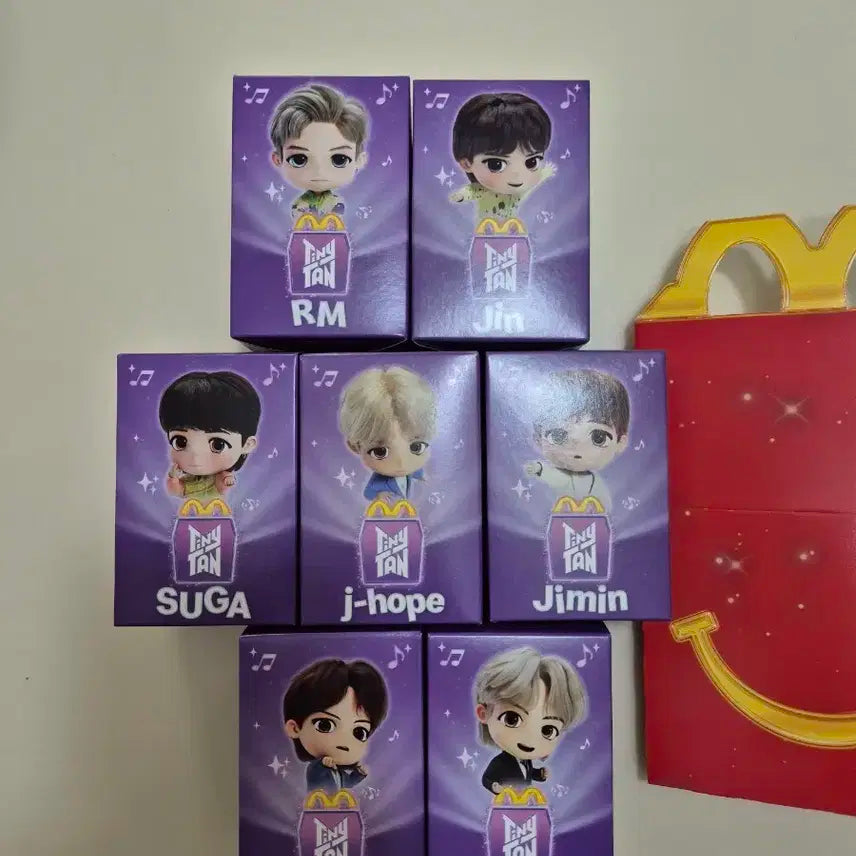 맥도날드 BTS TinyTAN 피규어 풀세트