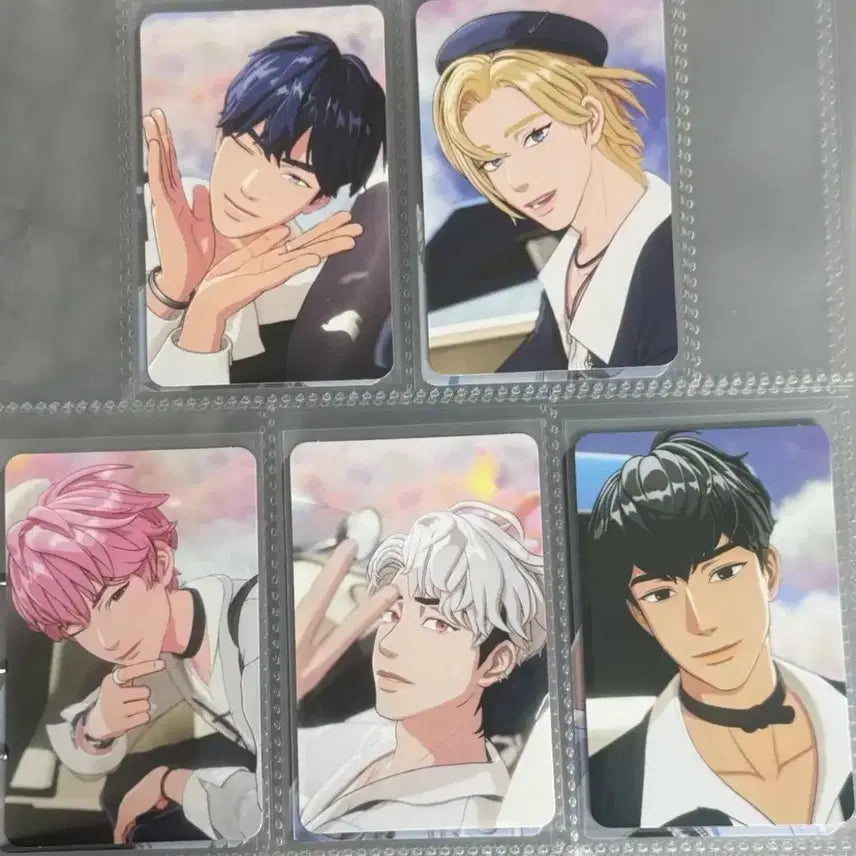 플레이브 W4L 더현대 팝업 럭드포카