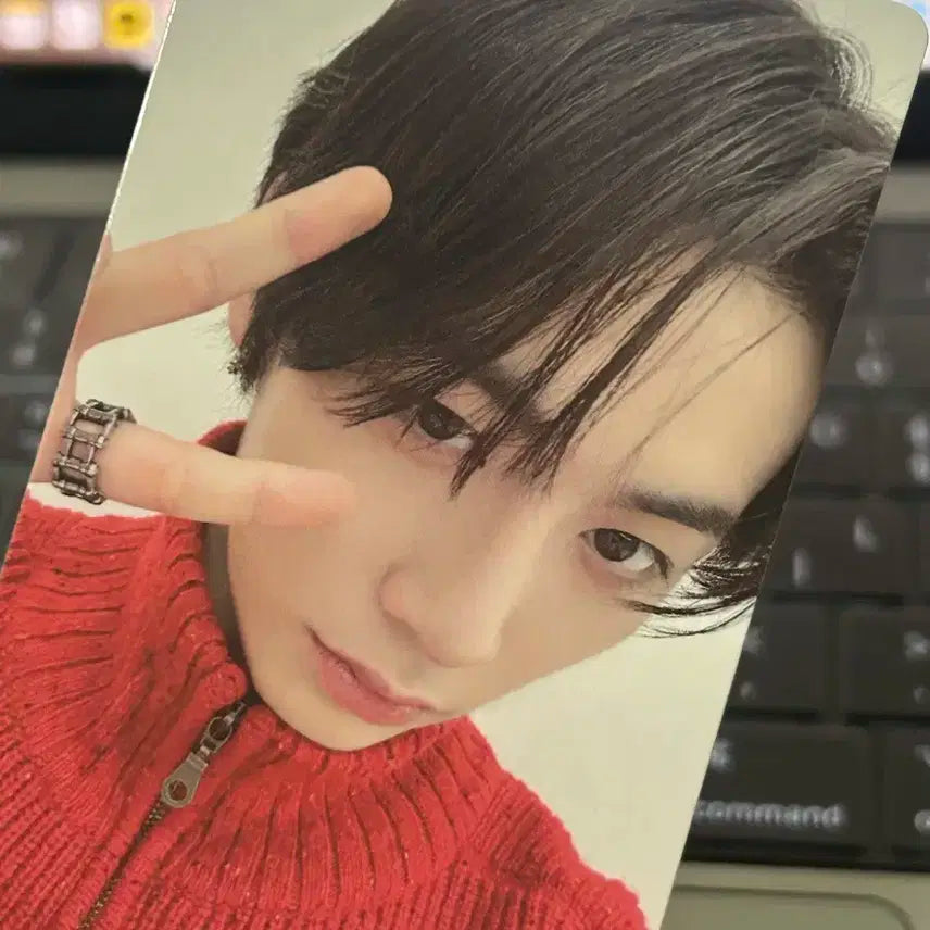 How 얼윈파 위버스 스페셜기프트 특전포카 양도