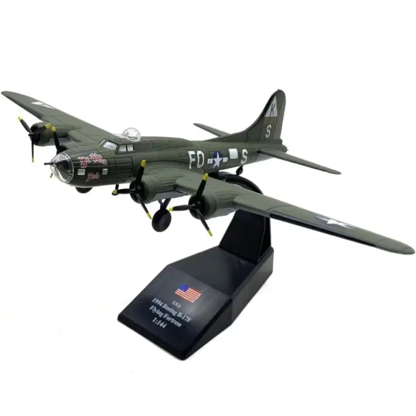 (금속) B-17F 플라이 포트리스 폭격기 모형(피규어) 팝니다.
