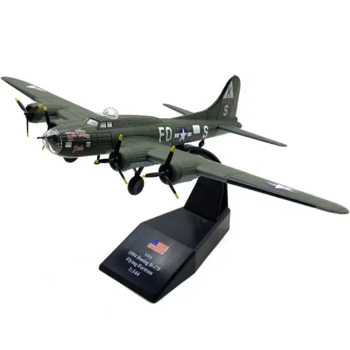 (금속) B-17F 플라이 포트리스 폭격기 모형(피규어) 팝니다.