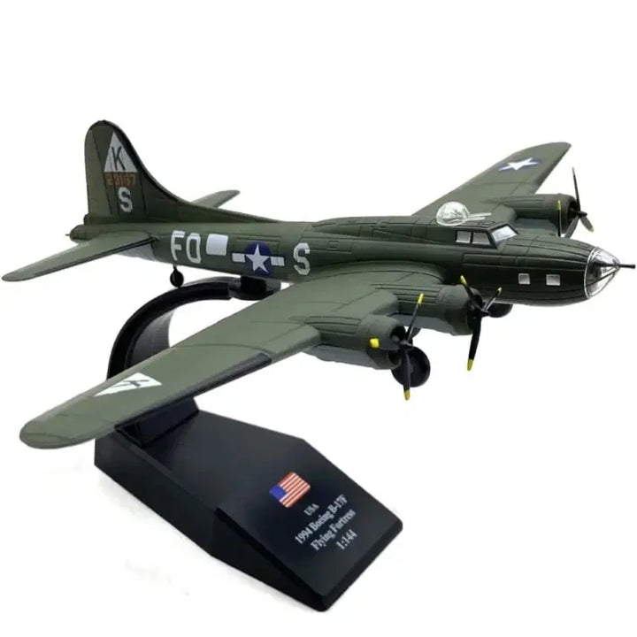 (금속) B-17F 플라이 포트리스 폭격기 모형(피규어) 팝니다.