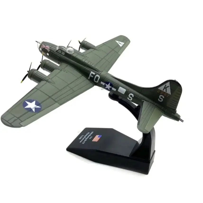 (금속) B-17F 플라이 포트리스 폭격기 모형(피규어) 팝니다.