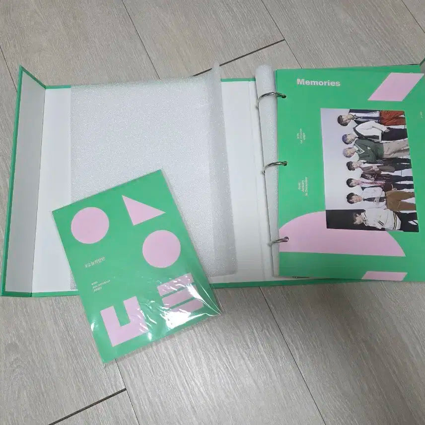 방탄소년단 메모리즈 2020(CD포함)