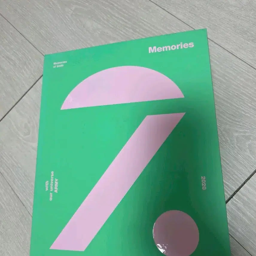 방탄소년단 메모리즈 2020(CD포함)