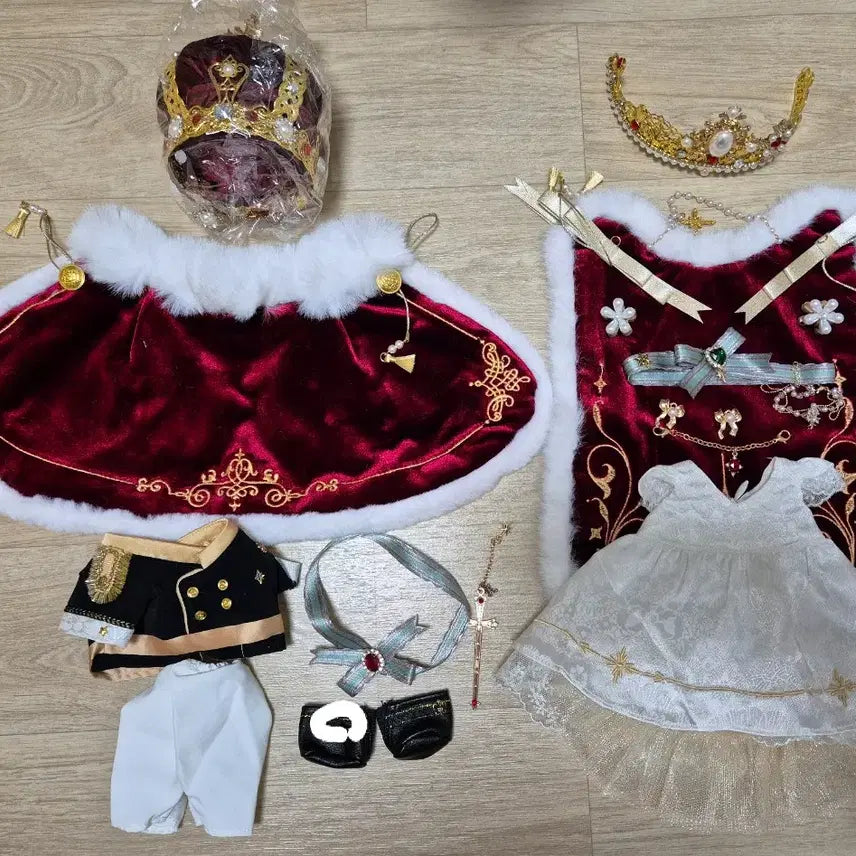 왕관 인형 커플 세트 20깅옷 20cm 인형옷 대관식 의상 일괄