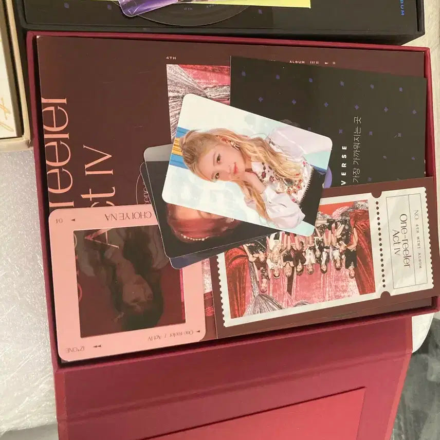 아이즈원 미니 4집 앨범 팝니다