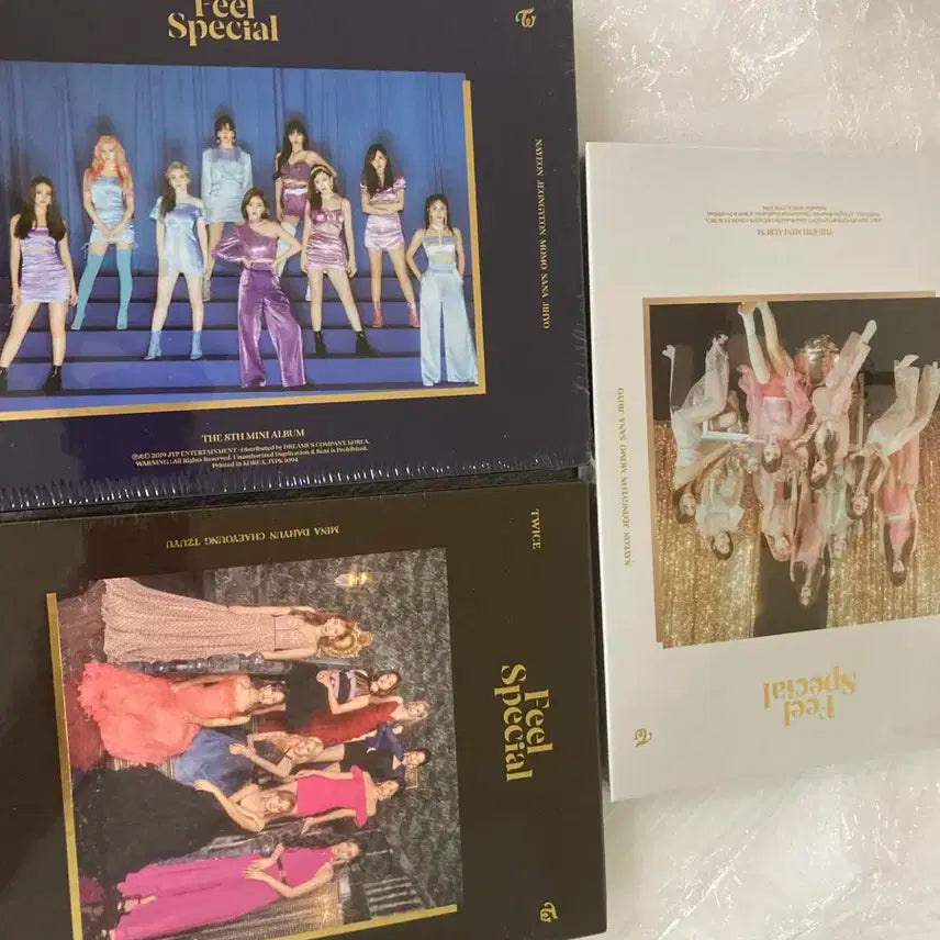 트와이스 Feel Special 미니 8 집 미개봉 팝니다