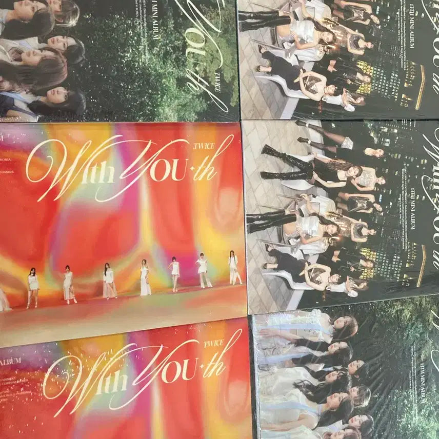 트와이스 With Youth 미니 13집 미개봉 팝니다