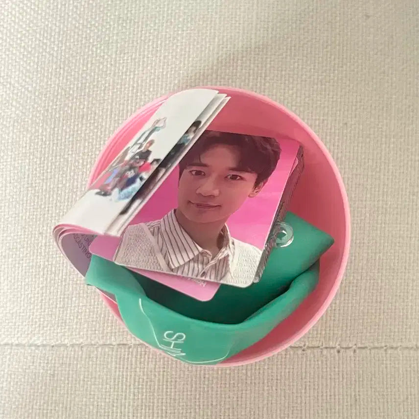 샤이니 셜록 슴미니 민호 포카 포함 양도