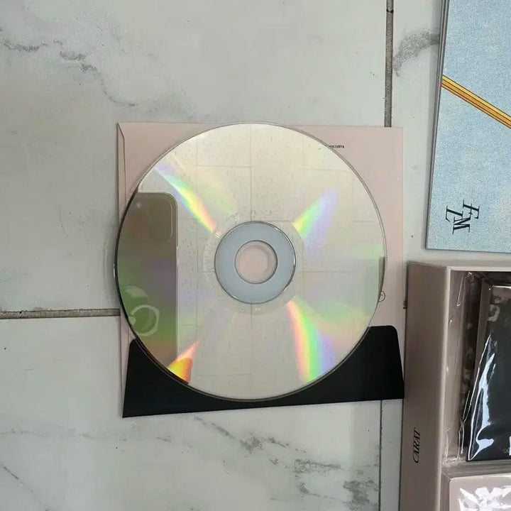 세븐틴 10집 미니앨범 'FML' 캐럿반 미개봉 앨범 판매합니다