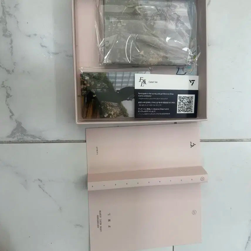 세븐틴 10집 미니앨범 'FML' 캐럿반 미개봉 앨범 판매합니다