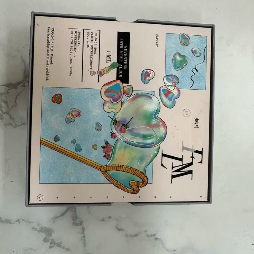 세븐틴 10집 미니앨범 'FML' 캐럿반 미개봉 앨범 판매합니다