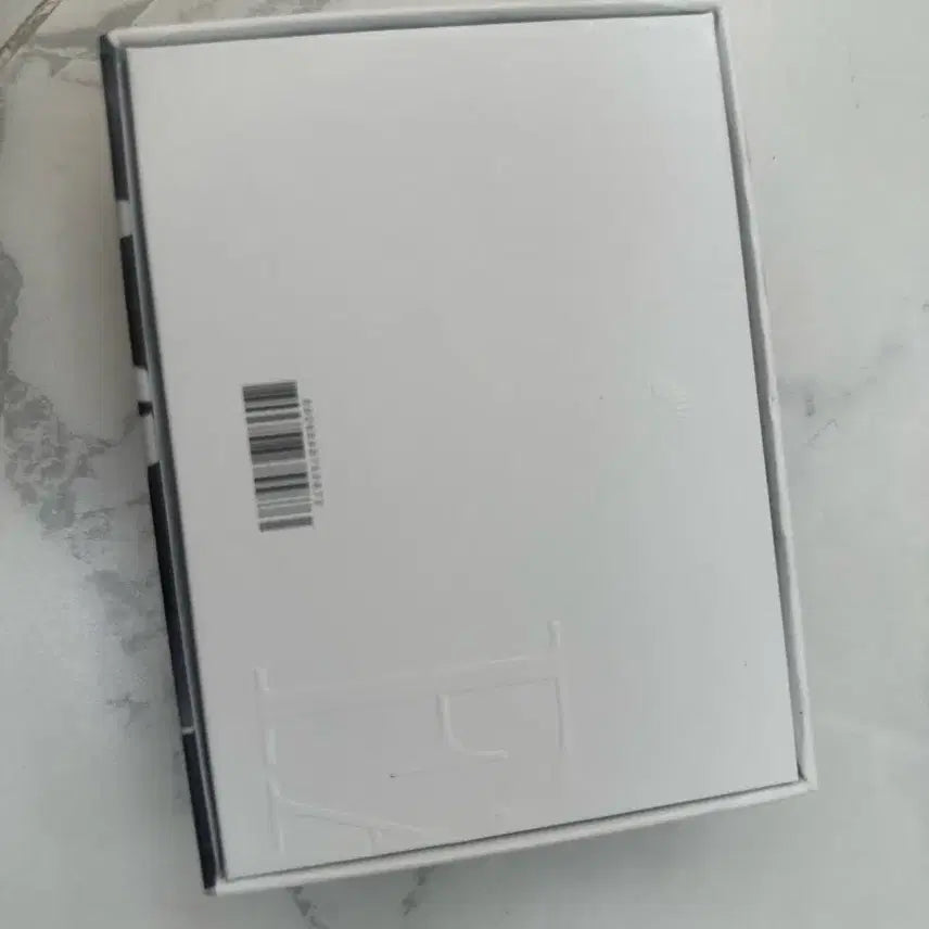 세븐틴의 명반, 'Face the Sun' 키트 앨범을 판매합니다  아름