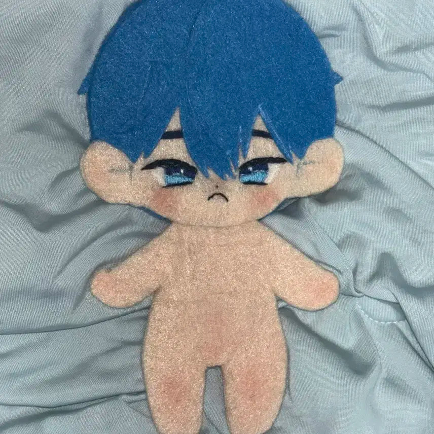 플레이브 예준 펠트 인형