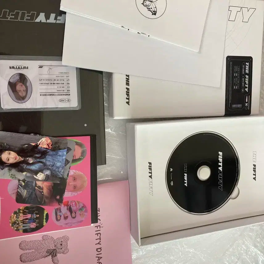 피프티피프티 1st 초판 앨범 팝니다