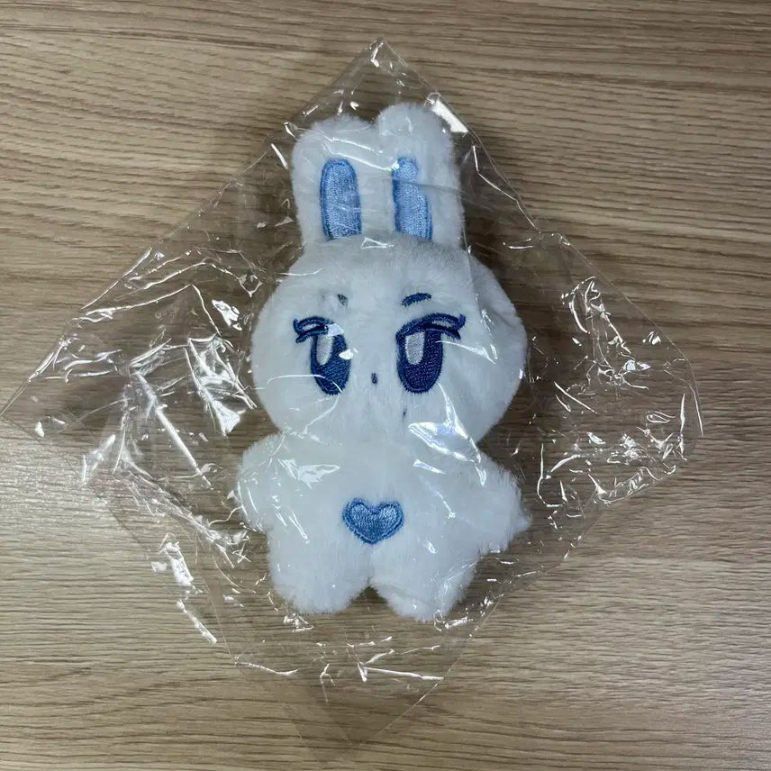 에스파 카리나 카토끼 미개봉 인형 양도