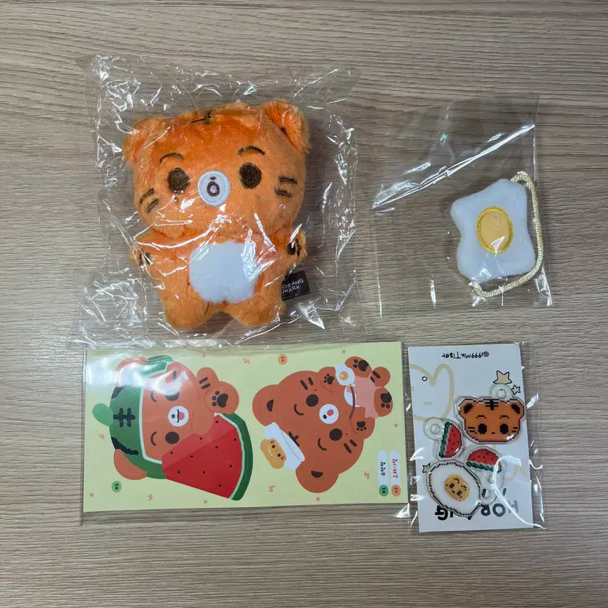 엔시티 마크 호랑맠 미개봉 인형 + 계란 후라이 가방 양도