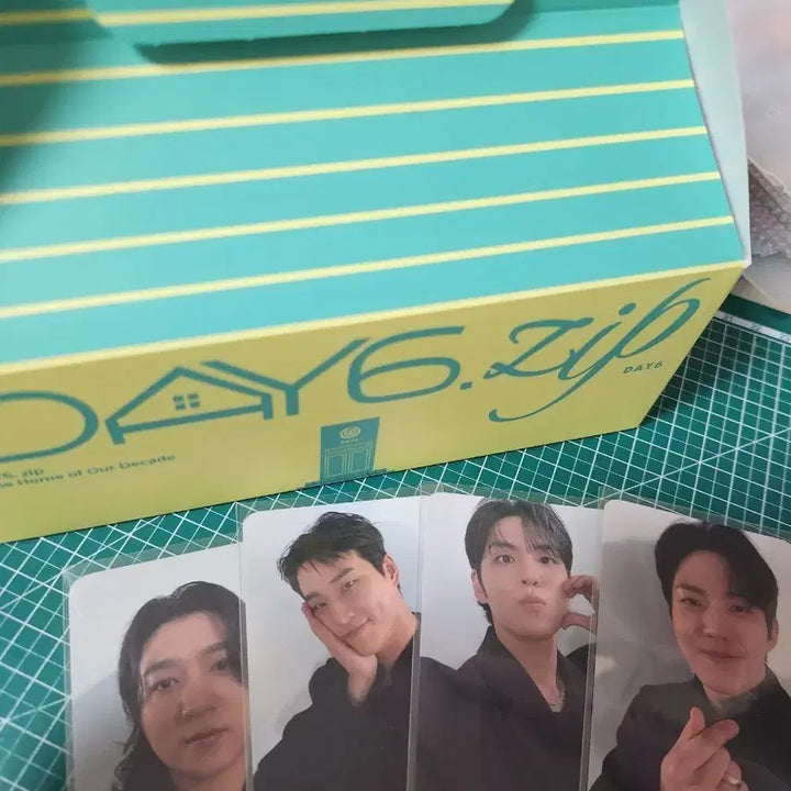 데이식스집 팝업 굿즈 일괄 양도 day6.zip