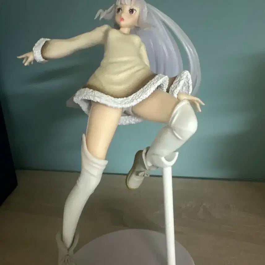 여자피규어팔아여