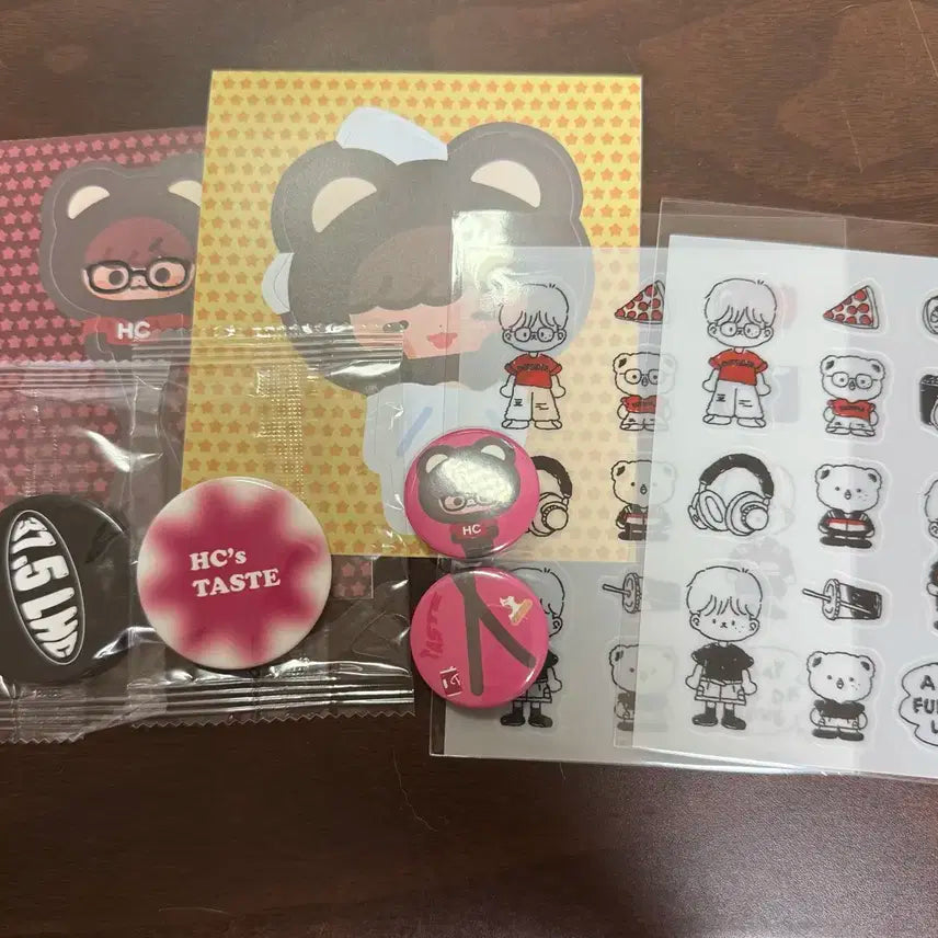 해찬 솔로 taste 다님 이아곰님 핀버튼 스티커 특전 곰효기 개봉앨범