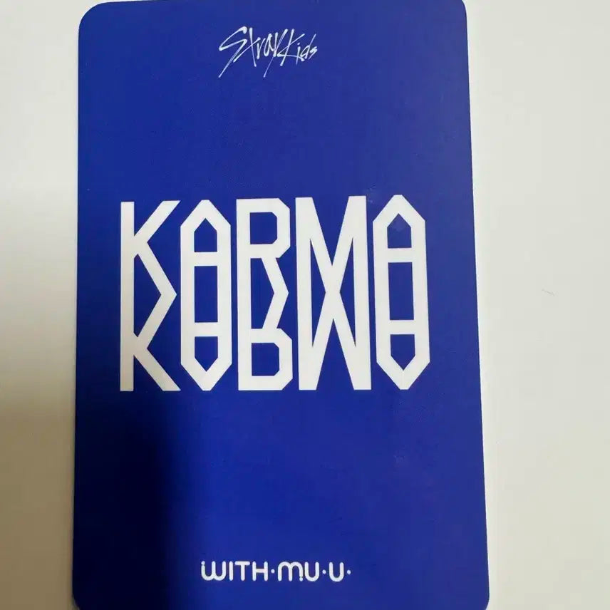 스트레이키즈 스키즈 karma 위드뮤 현진